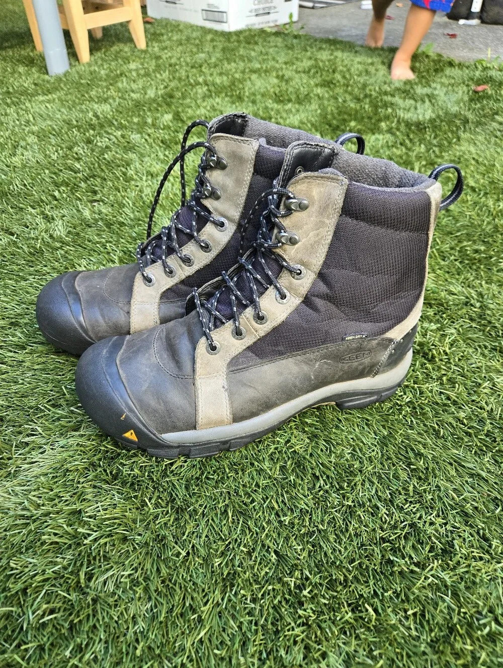 Keen Brixen Mid Boot 12022-BKGA - Men's Size 12